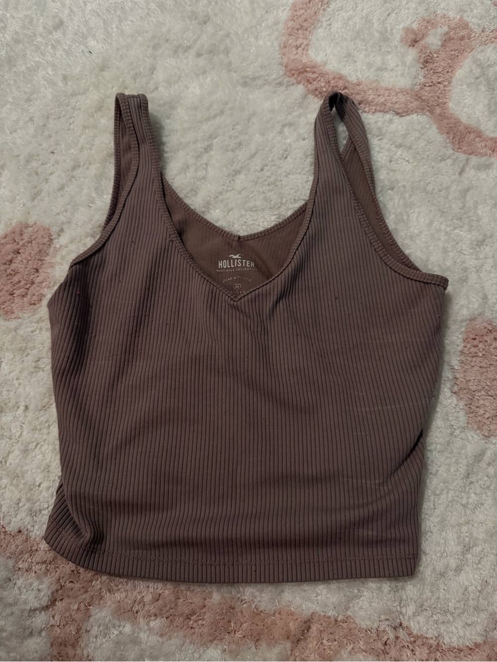 Hollister Ribbed V-Neck Cropped Tank Top in Taupe Brown